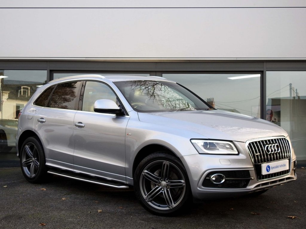 View our AUDI Q5