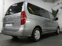 USED 2019 19 HYUNDAI i800 2.5 CRDI SE NAV 5d 134 BHP 8 SEATS SAT NAV 1 OWNER FSH