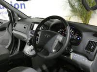 USED 2019 19 HYUNDAI i800 2.5 CRDI SE NAV 5d 134 BHP 8 SEATS SAT NAV 1 OWNER FSH