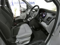 USED 2019 19 HYUNDAI i800 2.5 CRDI SE NAV 5d 134 BHP 8 SEATS SAT NAV 1 OWNER FSH