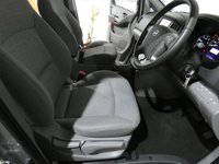 USED 2019 19 HYUNDAI i800 2.5 CRDI SE NAV 5d 134 BHP 8 SEATS SAT NAV 1 OWNER FSH