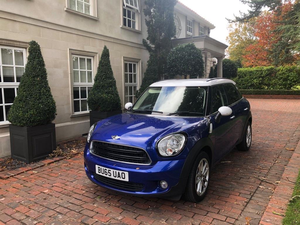 View our MINI COUNTRYMAN