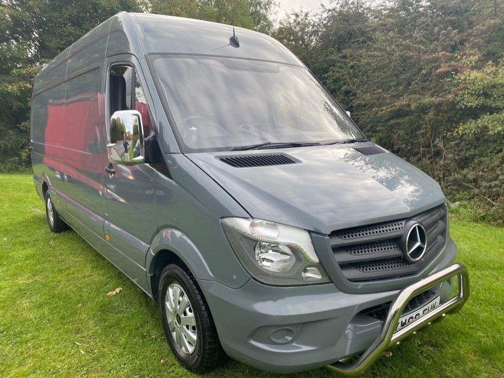 View our MERCEDES-BENZ SPRINTER