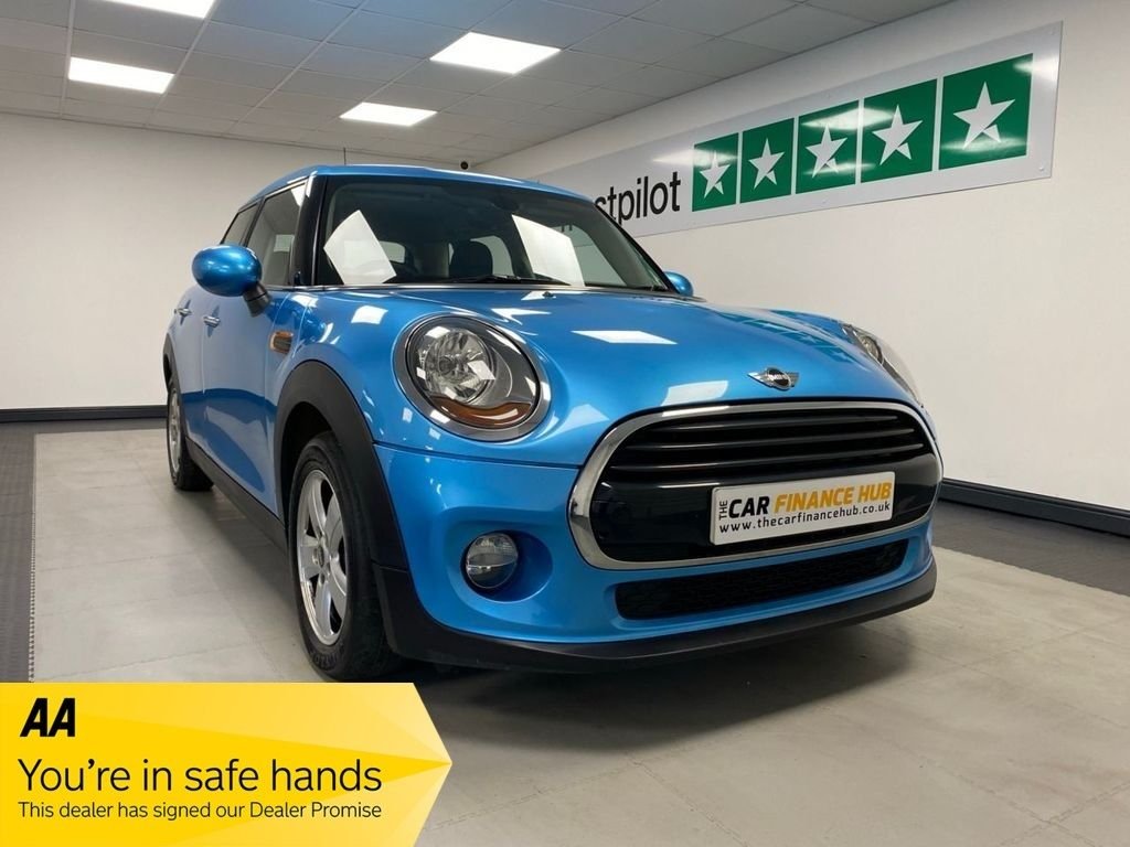 View our MINI HATCH COOPER