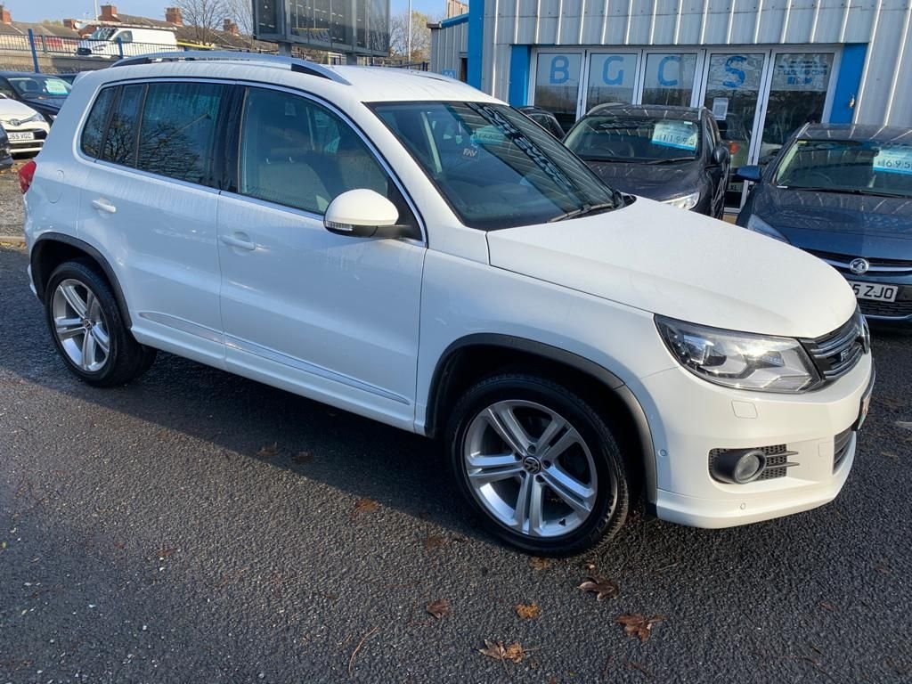 View our VOLKSWAGEN TIGUAN