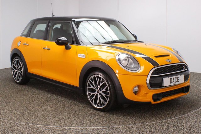 View our MINI HATCH COOPER