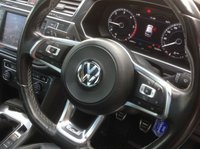 USED 2017 17 VOLKSWAGEN TIGUAN 2.0 TDI  R LINE NAV One Owner.......FVWSH