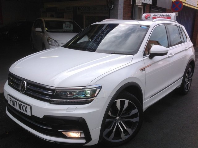 2017 17 Volkswagen Tiguan 2.0 TDI  R LINE NAV