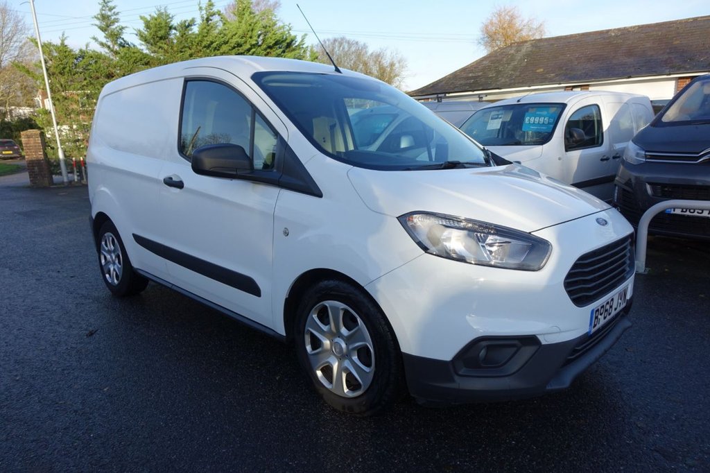 View our FORD TRANSIT COURIER