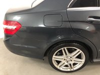 USED 2011 61 MERCEDES-BENZ E-CLASS 2.1 E250 CDI BLUEEFFICIENCY SPORT 4d 204 BHP * HALF LEATHER * PARKING SENSORS * 18 INCH WHEELS *