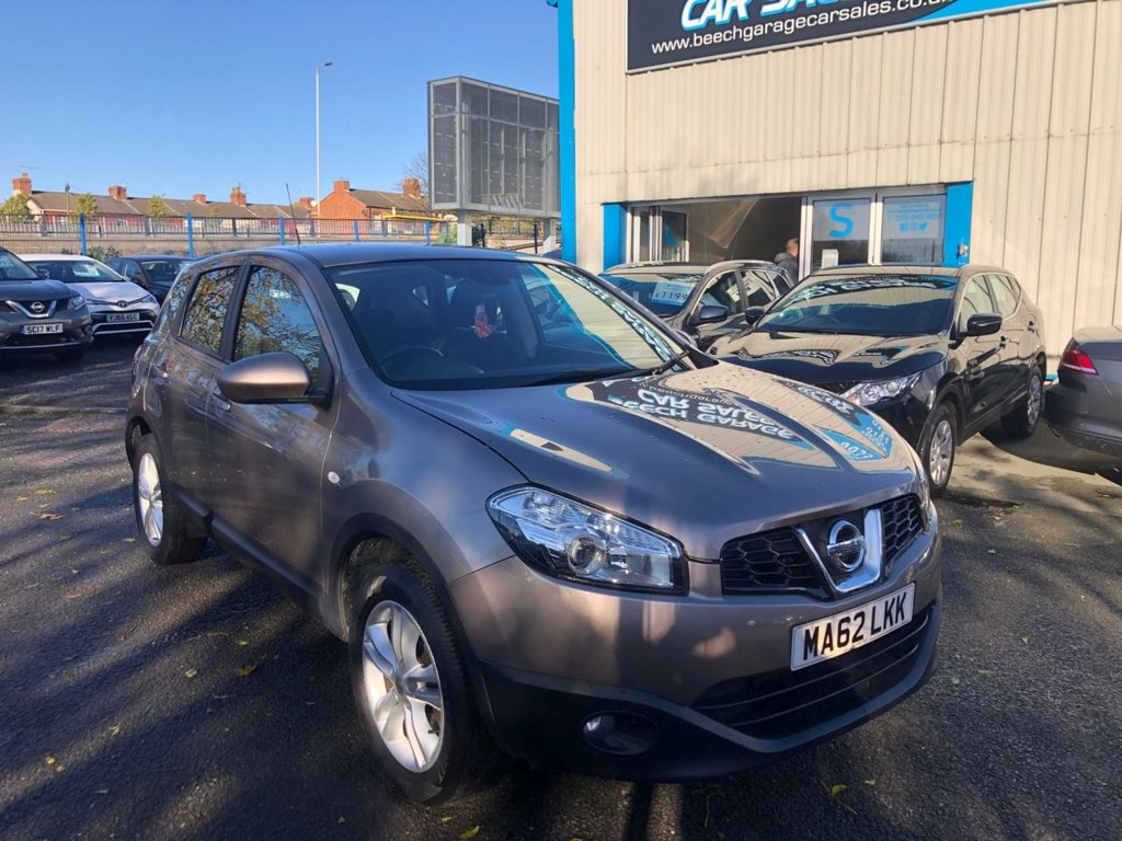 View our NISSAN QASHQAI