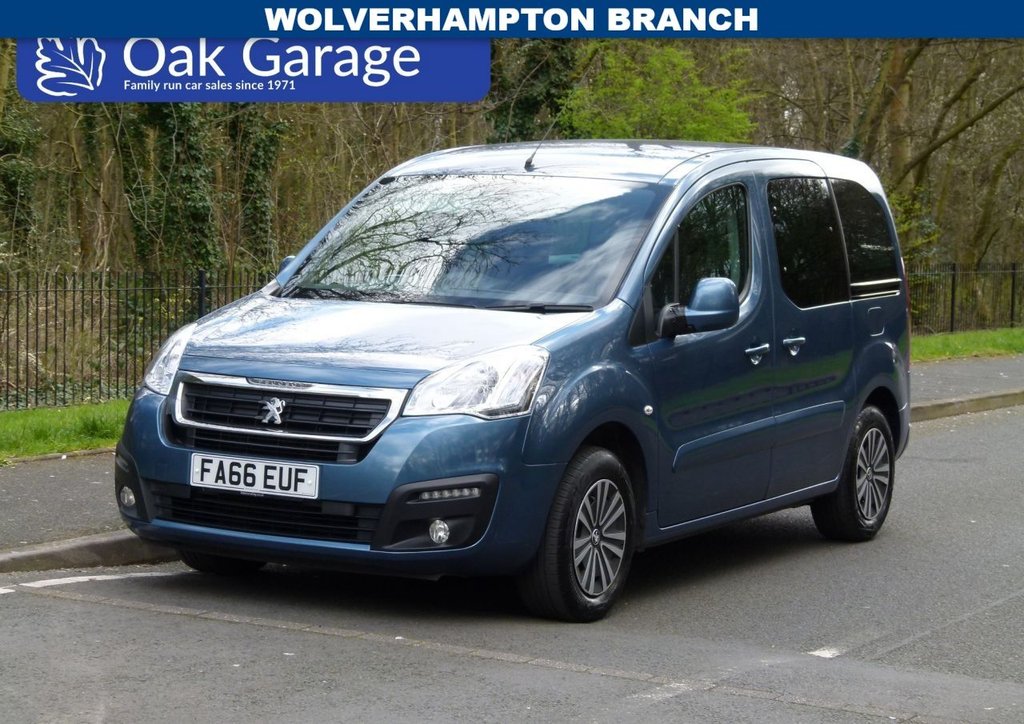 View our PEUGEOT PARTNER