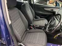 USED 2013 63 VAUXHALL MOKKA 1.6 EXCLUSIV S/S 5d 113 BHP SUV with Bluetooth & 18" Alloys