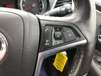 USED 2013 63 VAUXHALL MOKKA 1.6 EXCLUSIV S/S 5d 113 BHP SUV with Bluetooth & 18" Alloys