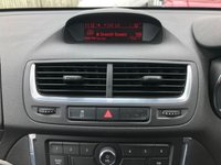 USED 2013 63 VAUXHALL MOKKA 1.6 EXCLUSIV S/S 5d 113 BHP SUV with Bluetooth & 18" Alloys