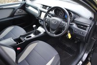 USED 2016 66 TOYOTA AVENSIS 2.0 D-4D BUSINESS EDITION 5dr Estate 141 BHP www.suffolkcarcentre.co.uk - Located at Reydon