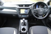 USED 2016 66 TOYOTA AVENSIS 2.0 D-4D BUSINESS EDITION 5dr Estate 141 BHP www.suffolkcarcentre.co.uk - Located at Reydon