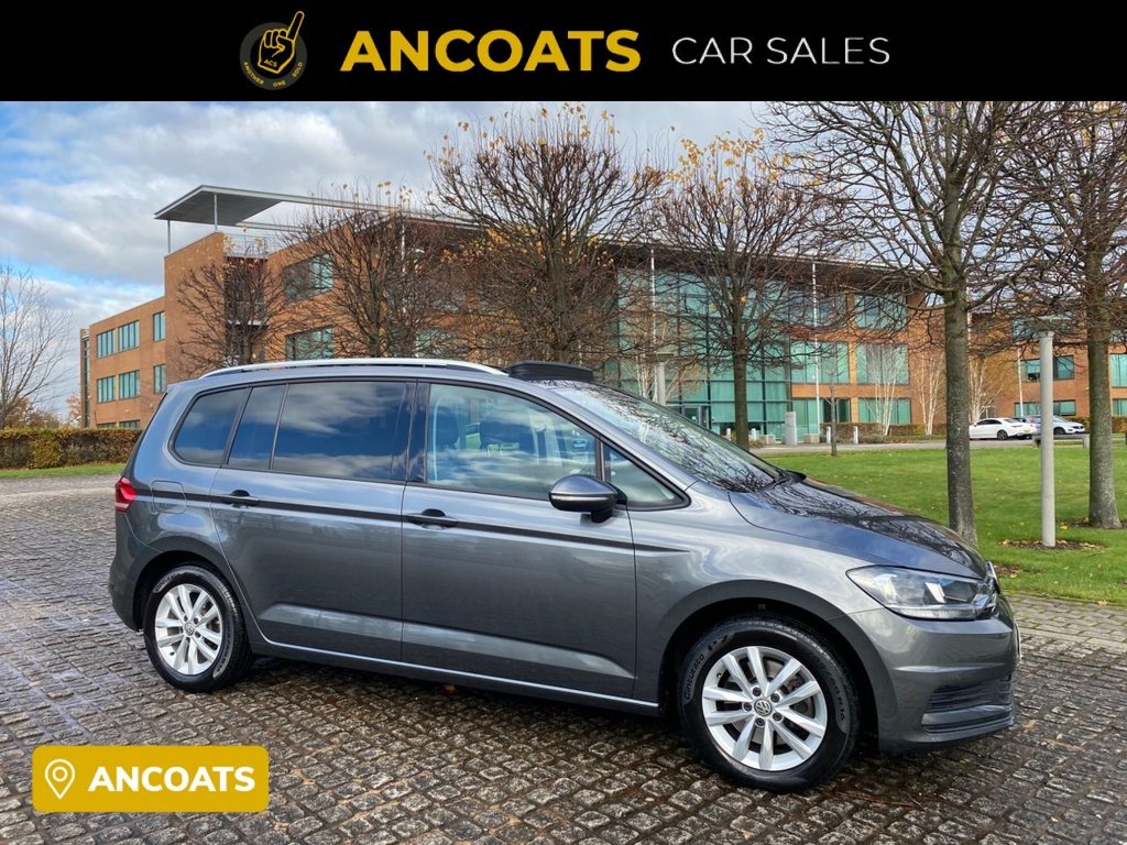 View our VOLKSWAGEN TOURAN