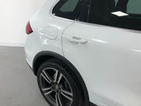 USED 2011 61 PORSCHE CAYENNE 3.0 D V6 TIPTRONIC 5d 245 BHP * 21 INCH ALLOYS * LEATHER * MOT FEB 2021 * 7 PORSCHE STAMPS *