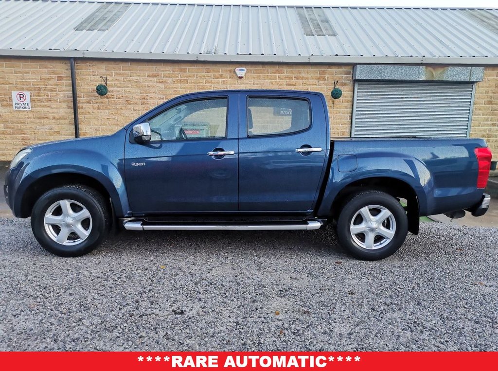 View our ISUZU D-MAX