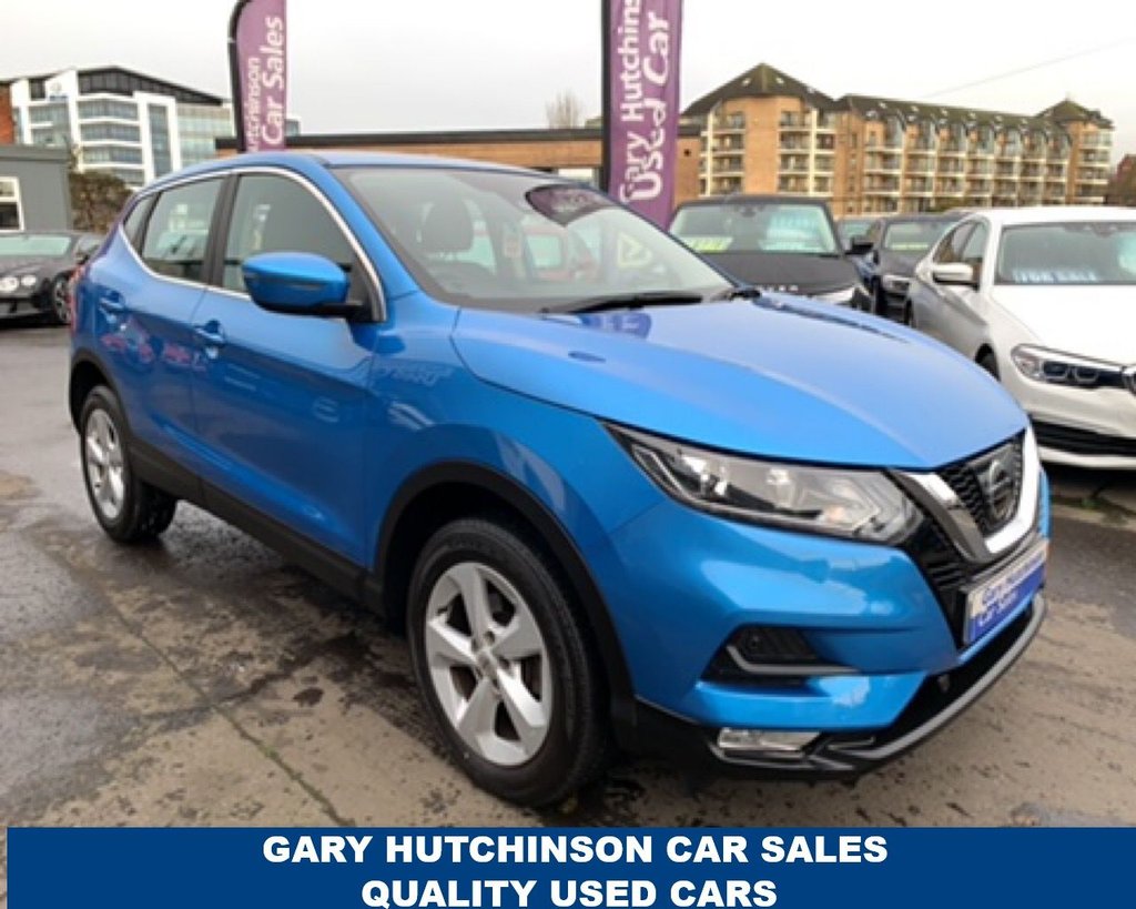 View our NISSAN QASHQAI