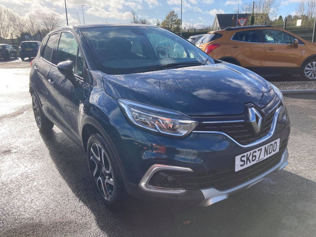 17 Renault Captur Dynamique S Nav Dci 9 0