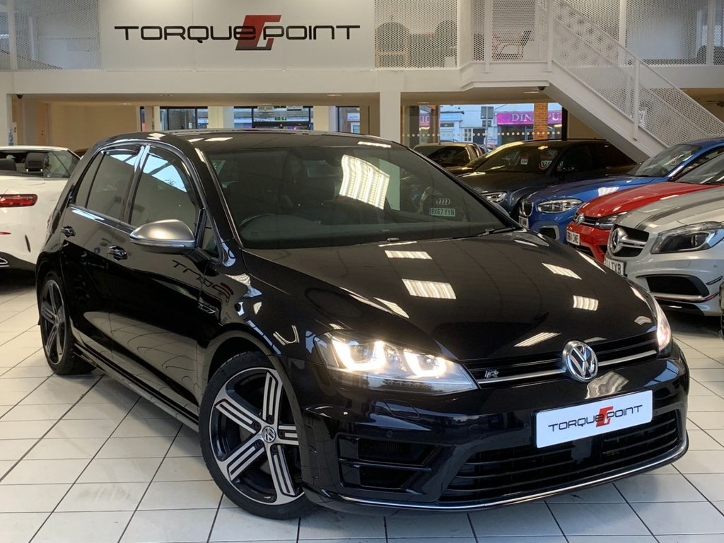 View our VOLKSWAGEN GOLF