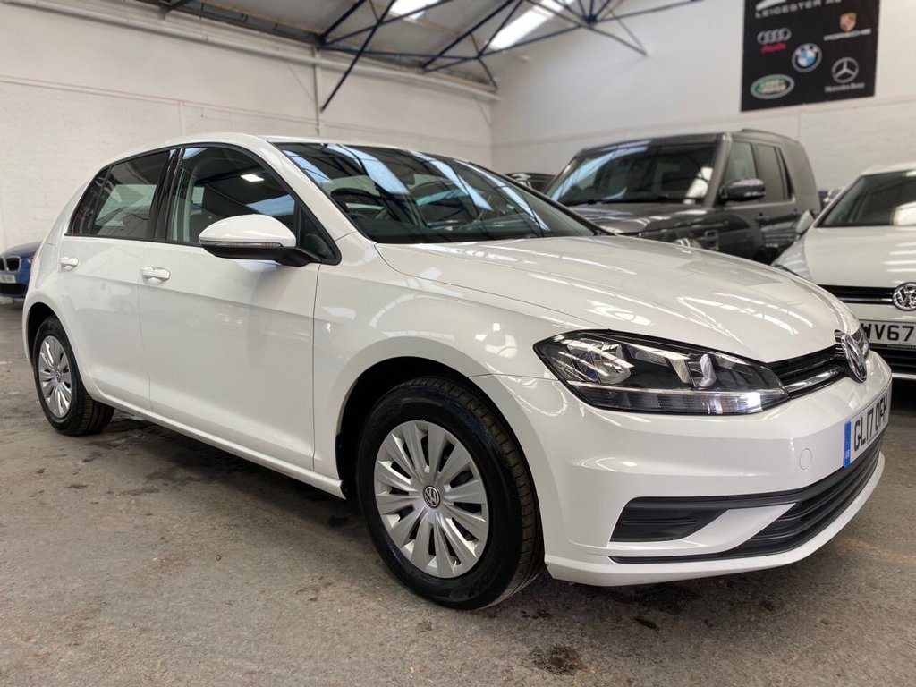 View our VOLKSWAGEN GOLF