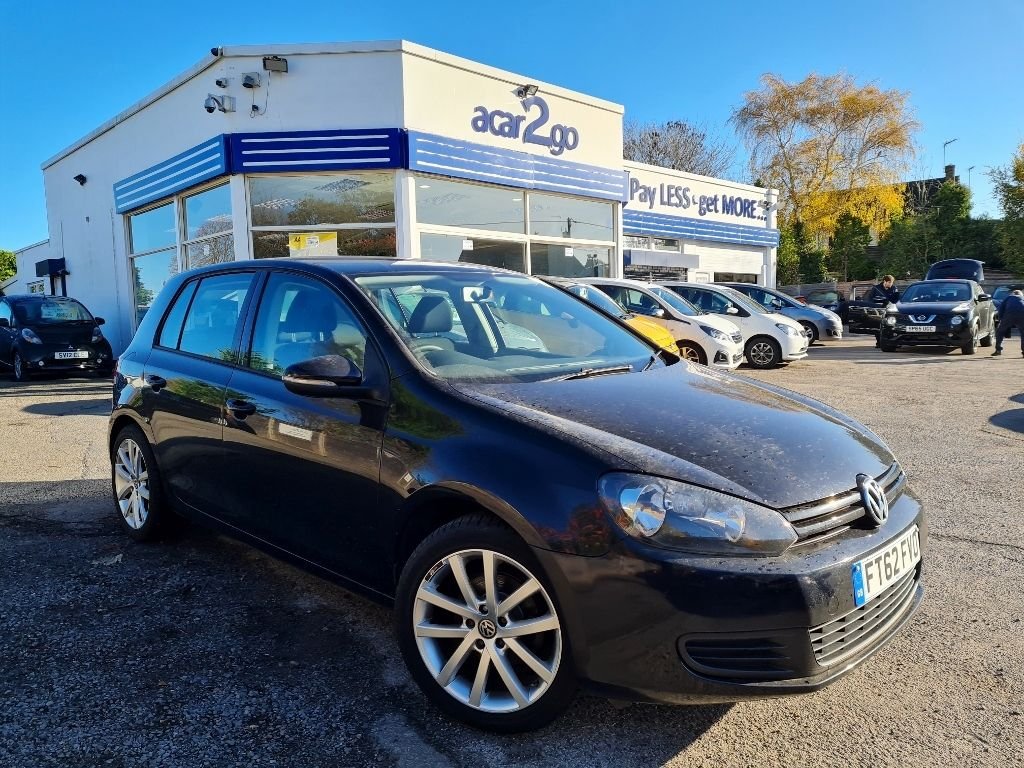 View our VOLKSWAGEN GOLF