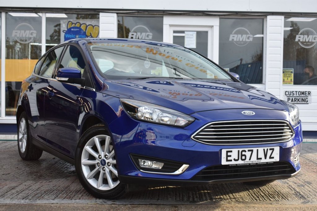 View our FORD FOCUS