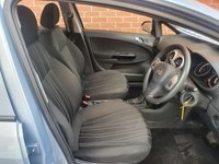 USED 2009 59 VAUXHALL CORSA 1.4 CLUB A/C 16V 5d 90 BHP 