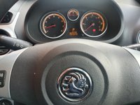 USED 2009 59 VAUXHALL CORSA 1.4 CLUB A/C 16V 5d 90 BHP 