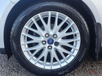 USED 2013 62 FORD FOCUS 1.0 ZETEC 5d 124 BHP 2013 - HIGH SPEC - FULL HISTORY - LOW MILES