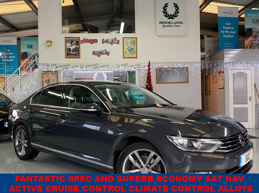 View our VOLKSWAGEN PASSAT