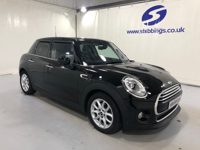 2017 67 MINI HATCH 1.5 COOPER 5d 134 BHP £9200 OPTIONAL EXTRAS