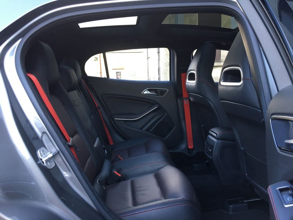USED 2015 65 MERCEDES-BENZ GLA-CLASS 2.1 GLA220 CDI 4MATIC AMG LINE PREMIUM PLUS 5d 168 BHP FINANCE AVAILABLE