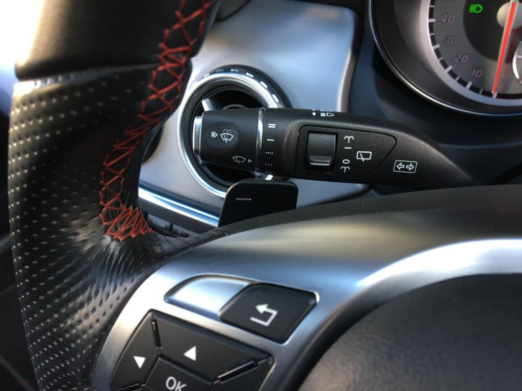 USED 2015 65 MERCEDES-BENZ GLA-CLASS 2.1 GLA220 CDI 4MATIC AMG LINE PREMIUM PLUS 5d 168 BHP FINANCE AVAILABLE