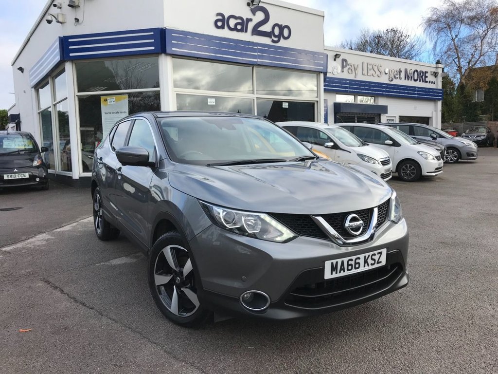 View our NISSAN QASHQAI