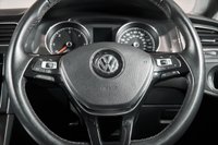 USED 2017 67 VOLKSWAGEN GOLF 1.6 SE NAVIGATION TDI BLUEMOTION TECHNOLOGY DSG 5d 114 BHP 