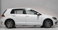 USED 2017 67 VOLKSWAGEN GOLF 1.6 SE NAVIGATION TDI BLUEMOTION TECHNOLOGY DSG 5d 114 BHP 