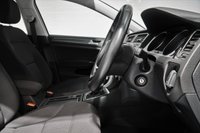 USED 2017 67 VOLKSWAGEN GOLF 1.6 SE NAVIGATION TDI BLUEMOTION TECHNOLOGY DSG 5d 114 BHP 