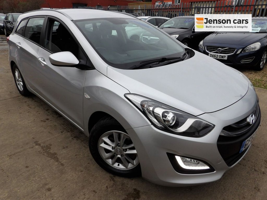 12 Hyundai I30 Crdi Active Blue Drive 3 690