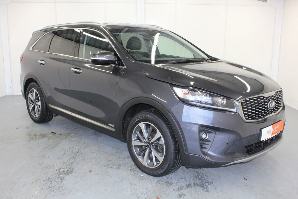 View our KIA SORENTO