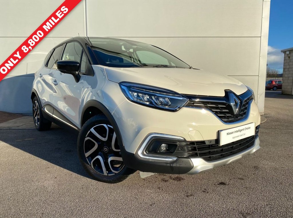 View our RENAULT CAPTUR