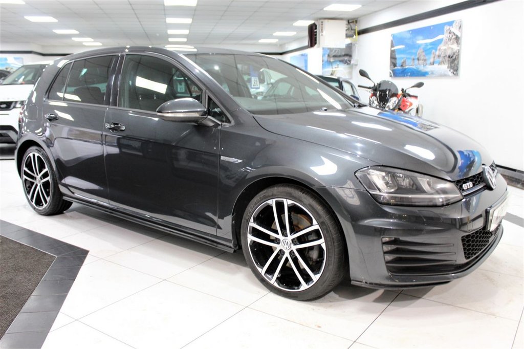 View our VOLKSWAGEN GOLF
