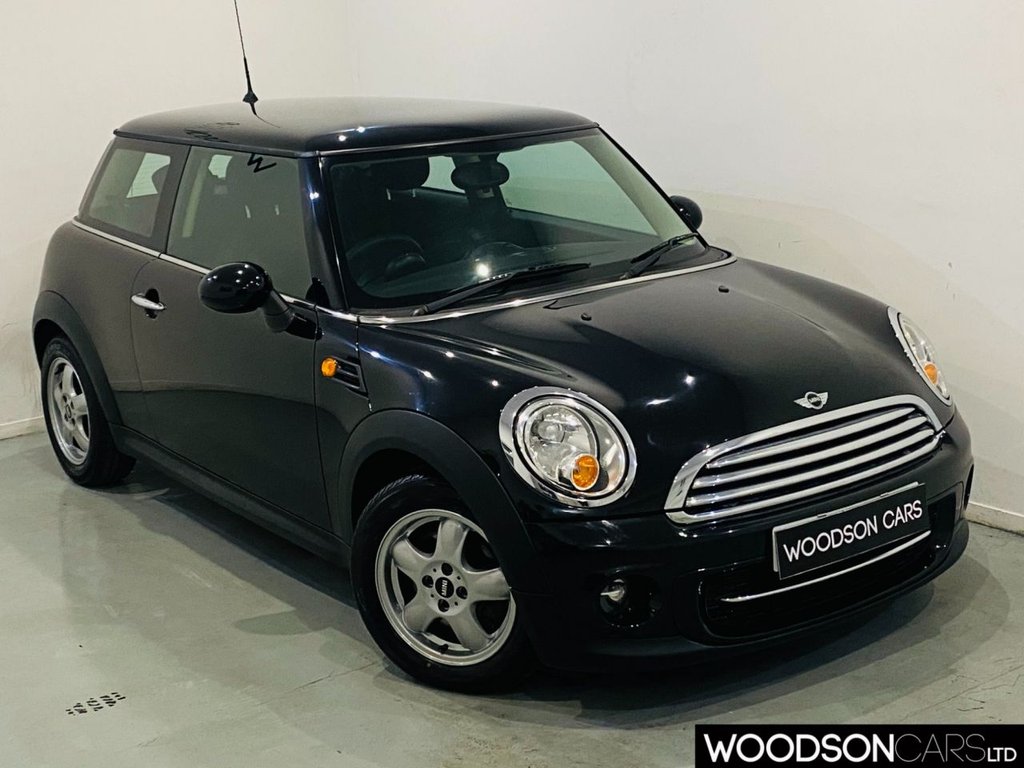 View our MINI HATCH COOPER