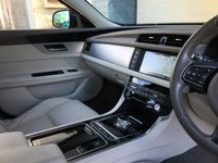 USED 2015 65 JAGUAR XF 2.0 PRESTIGE 4d 161 BHP FINANCE AVAILABLE