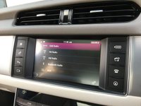 USED 2015 65 JAGUAR XF 2.0 PRESTIGE 4d 161 BHP FINANCE AVAILABLE