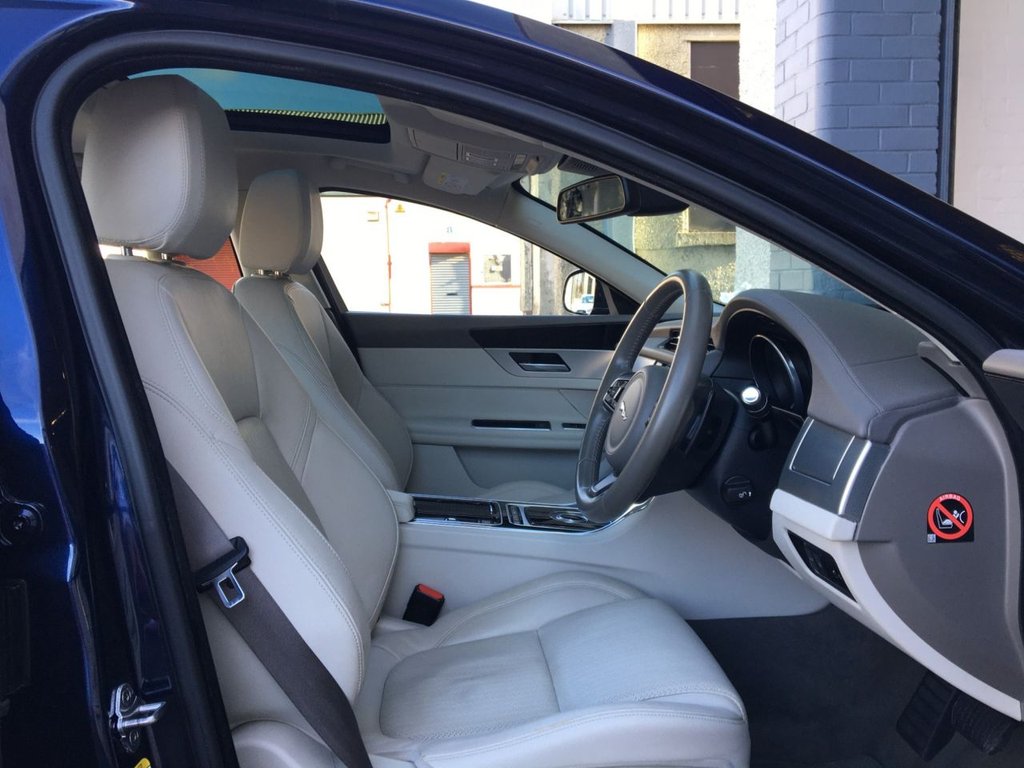 USED 2015 65 JAGUAR XF 2.0 PRESTIGE 4d 161 BHP FINANCE AVAILABLE