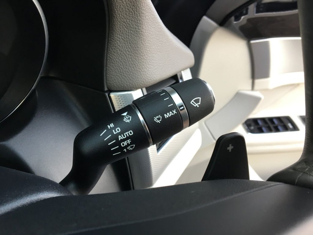USED 2015 65 JAGUAR XF 2.0 PRESTIGE 4d 161 BHP FINANCE AVAILABLE